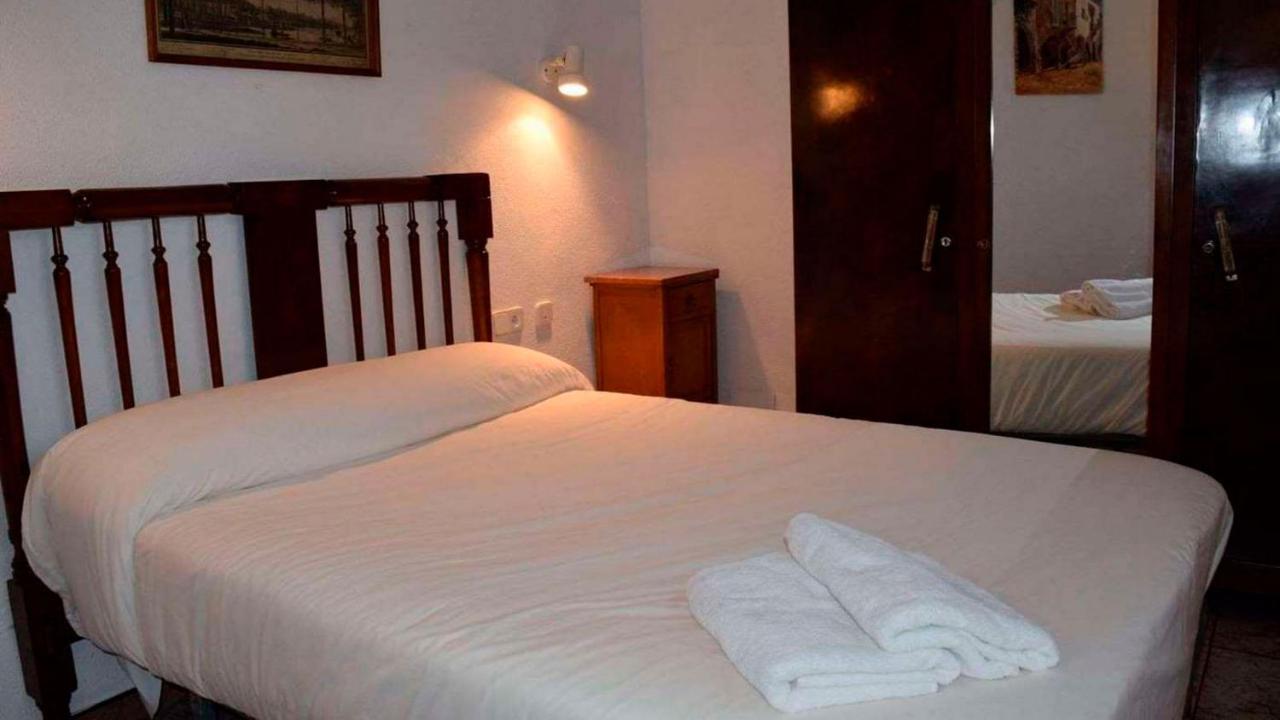 Mas El Carrer Apartment Santa Pau Bagian luar foto