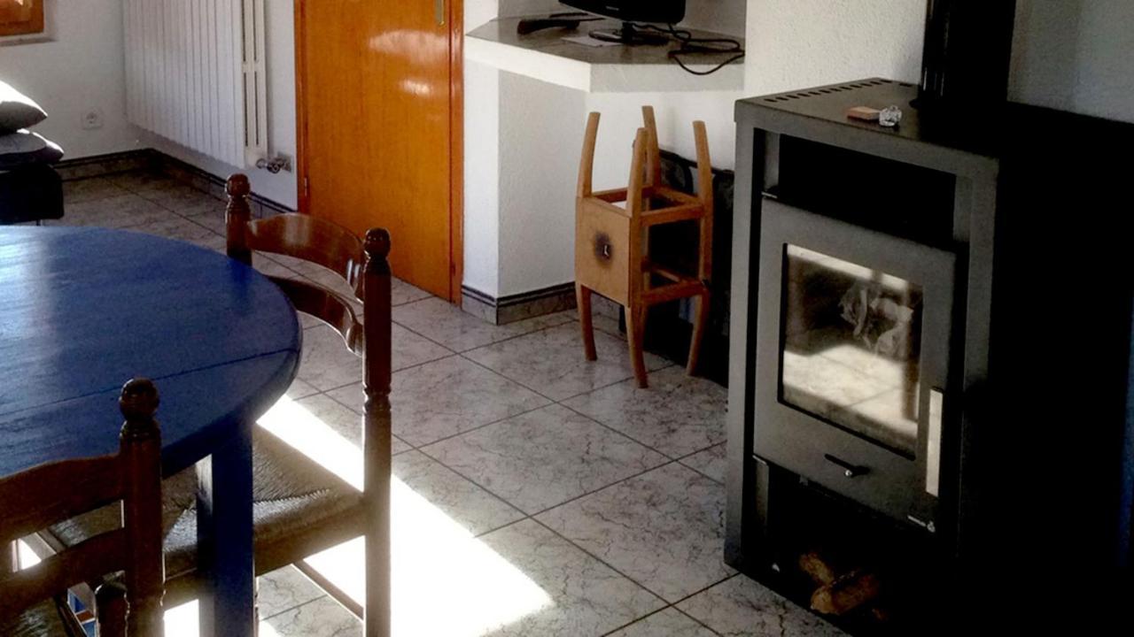 Mas El Carrer Apartment Santa Pau Bagian luar foto