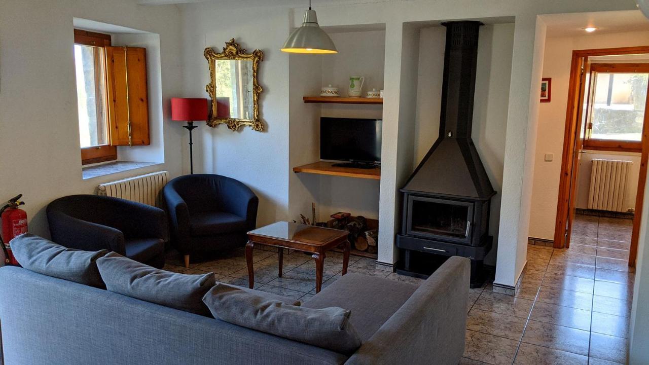 Mas El Carrer Apartment Santa Pau Bagian luar foto