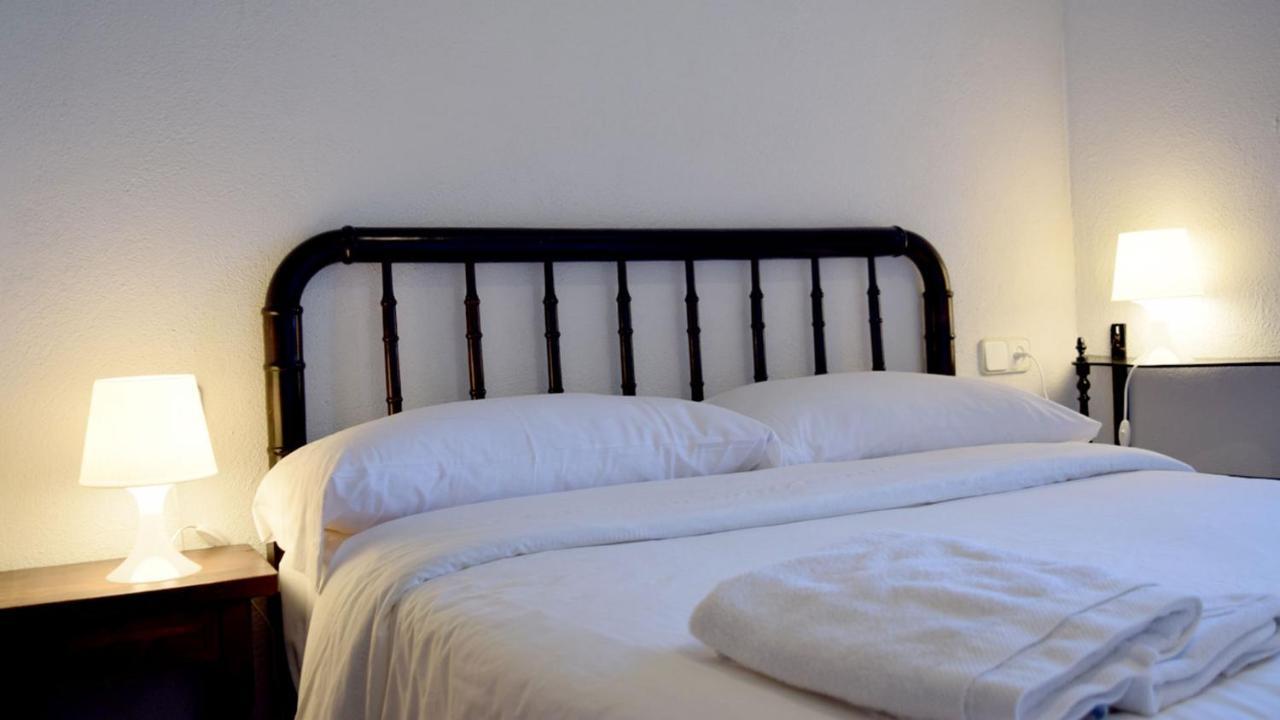 Mas El Carrer Apartment Santa Pau Bagian luar foto
