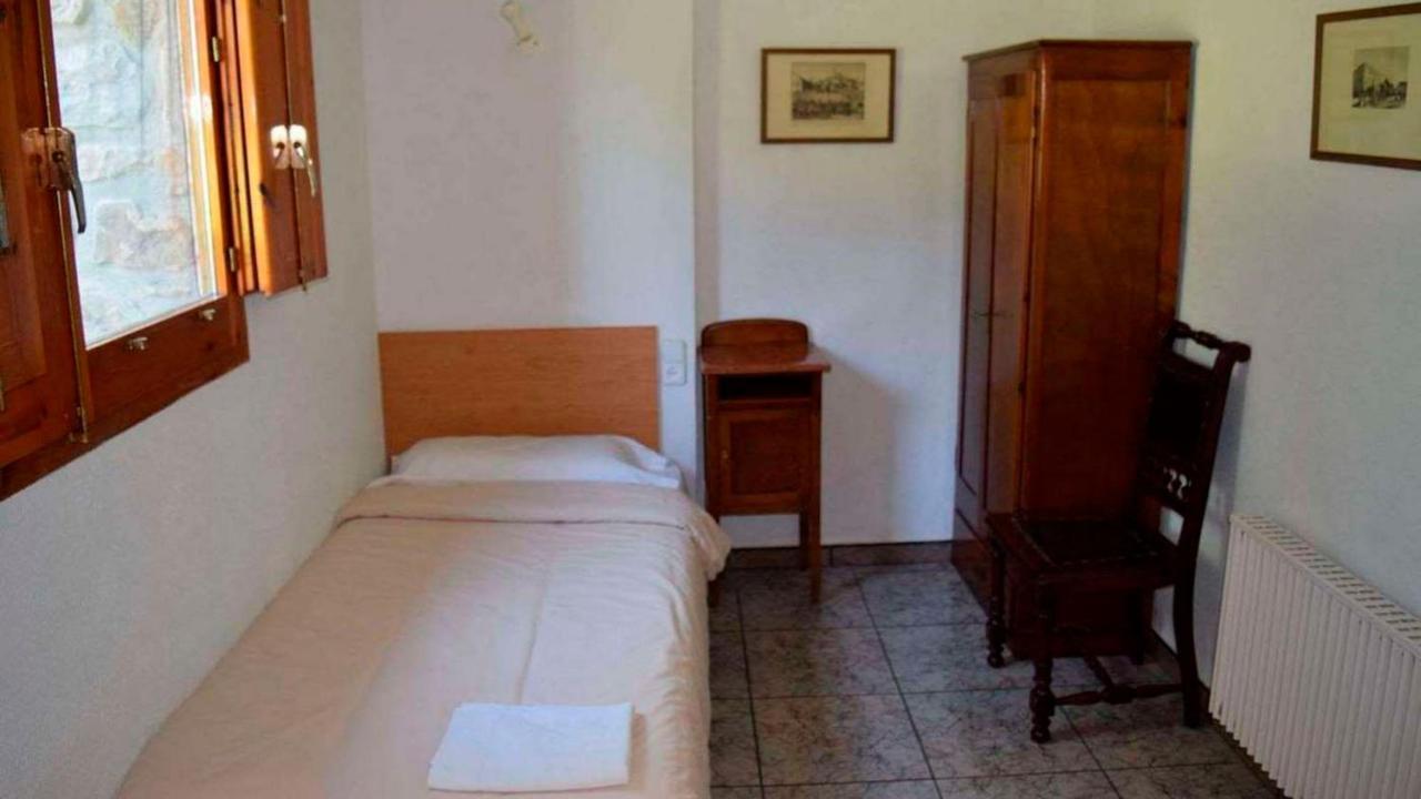 Mas El Carrer Apartment Santa Pau Bagian luar foto